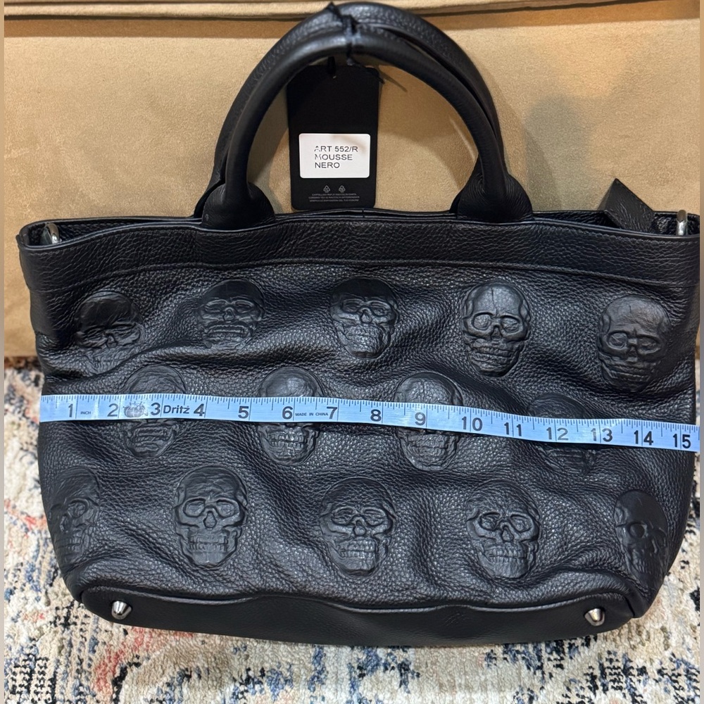 NWT IO Pelle Skull Embossed Italian Leather Crossbody Tote Bag 15 X 10 Inches - Picture 8 of 9
